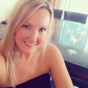 Meet your Posher, Stacy